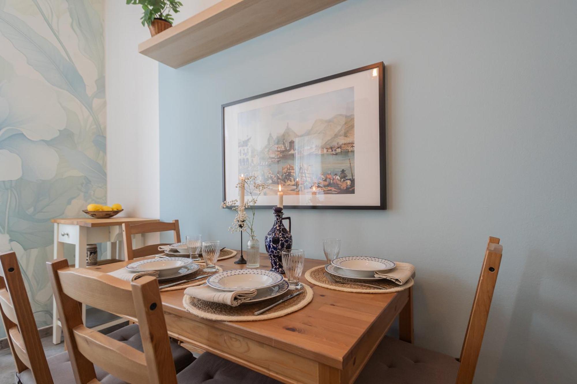 Old Court Hideaway By Rent All โกโม ภายนอก รูปภาพ